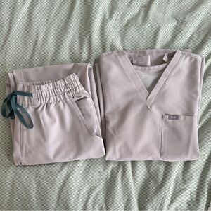 Medium Figs Scrub Set in Slate